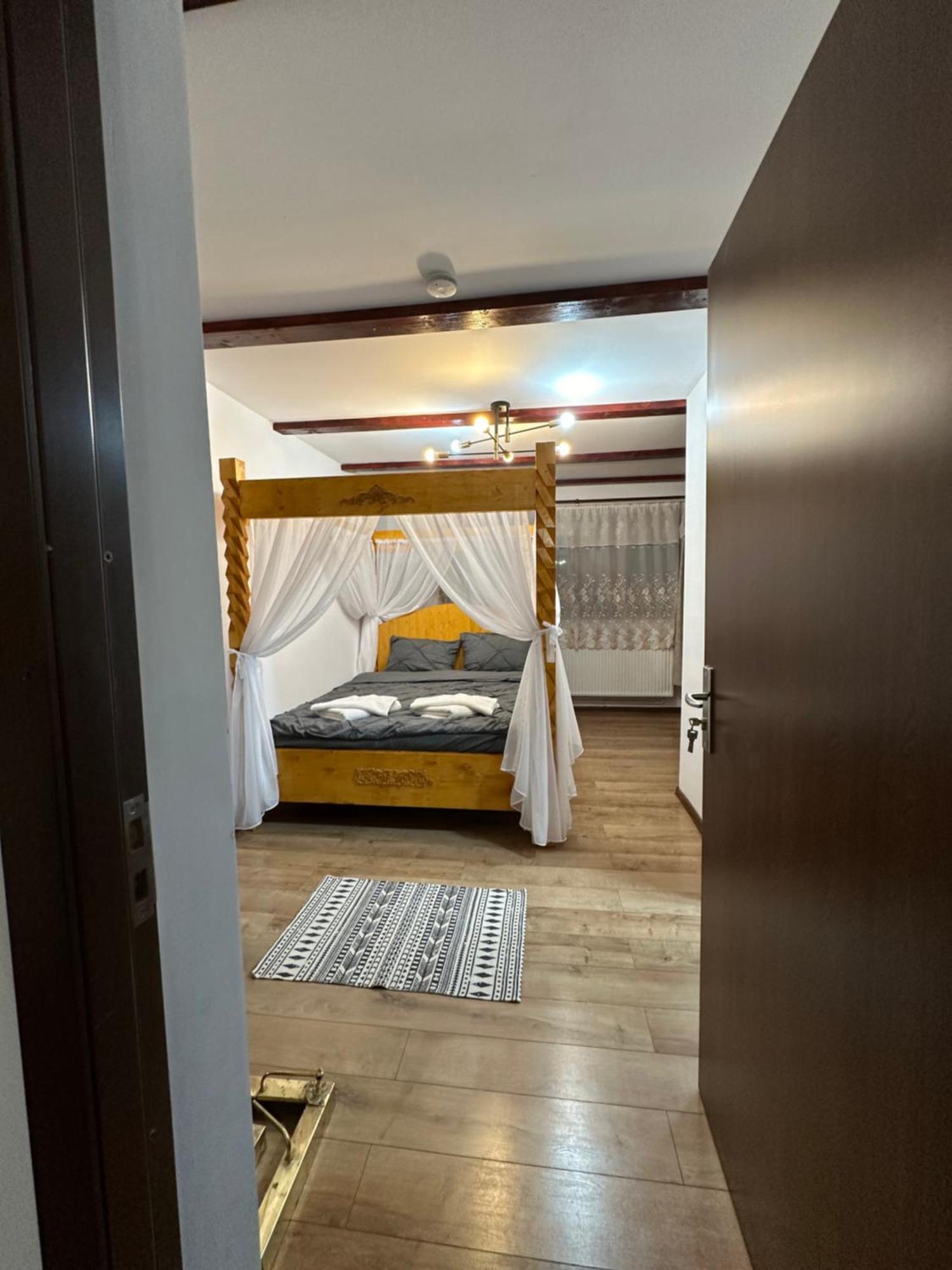 Maricom Home Zărneşti Extérieur photo
